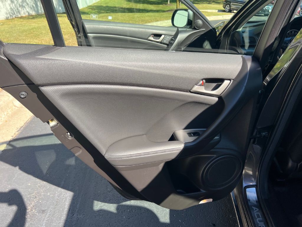 2010 Acura TSX Image 25