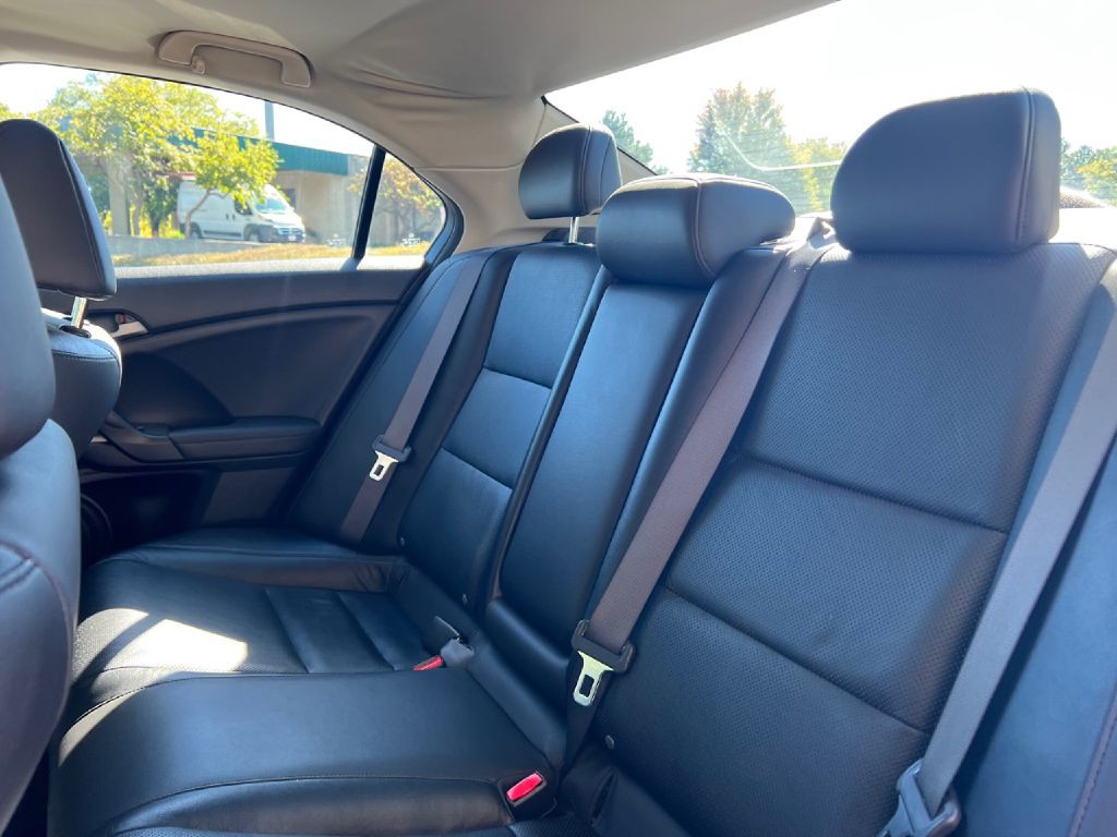 2010 Acura TSX Image 28
