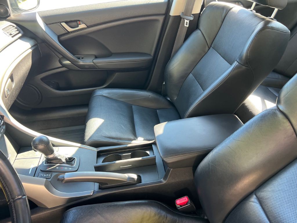 2010 Acura TSX Image 35