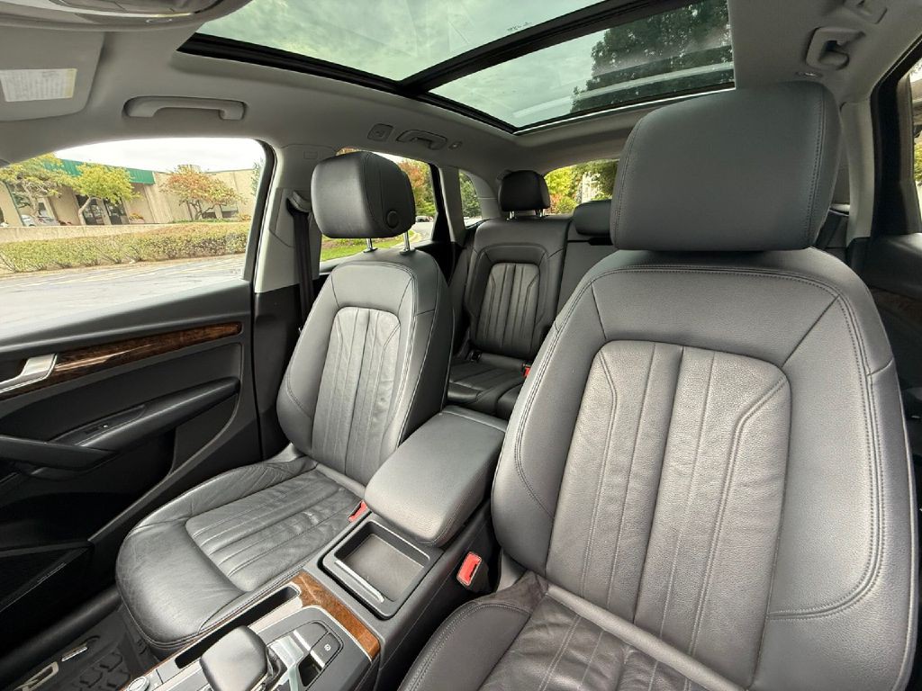 2018 Audi Q5 Image 25