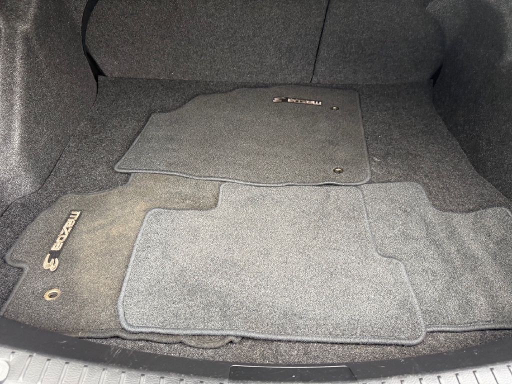 2011 Mazda Mazda3 Image 27