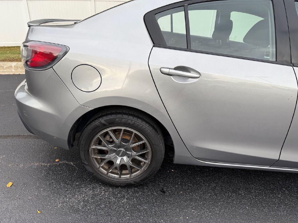 2011 Mazda Mazda3 Image 35
