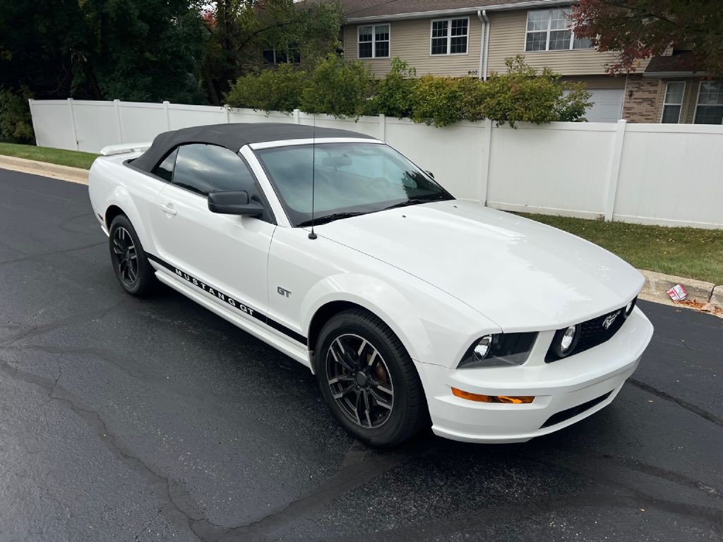 2006 Ford Mustang Image 4