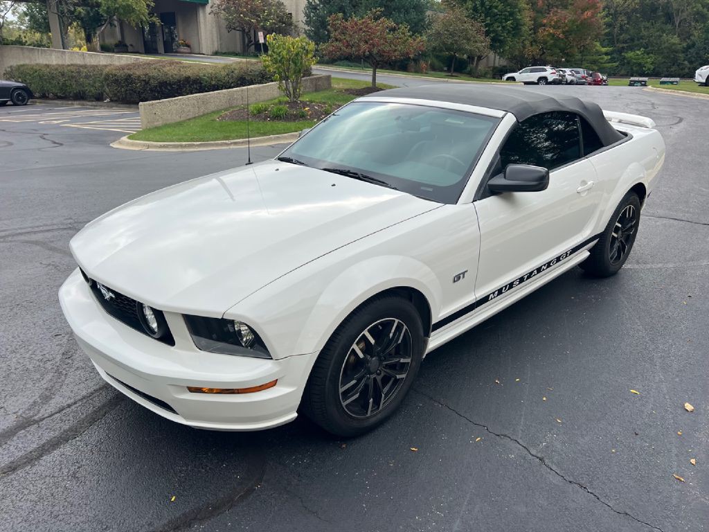 2006 Ford Mustang Image 28