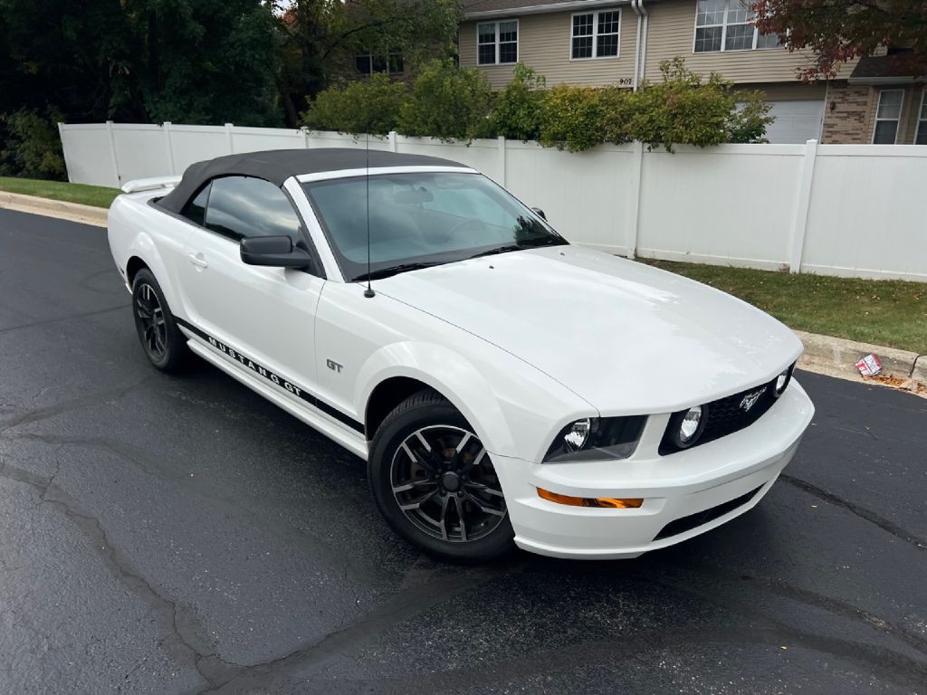 2006 Ford Mustang Image 37