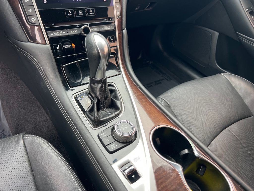 2014 INFINITI Q50 Image 19