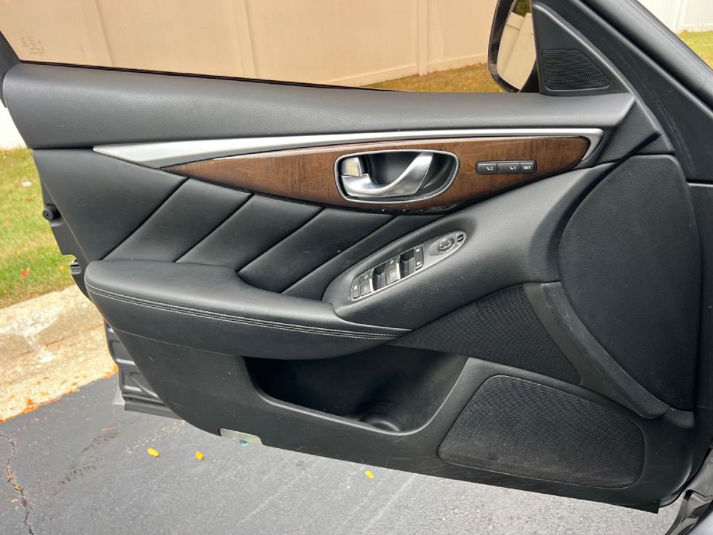 2014 INFINITI Q50 Image 20