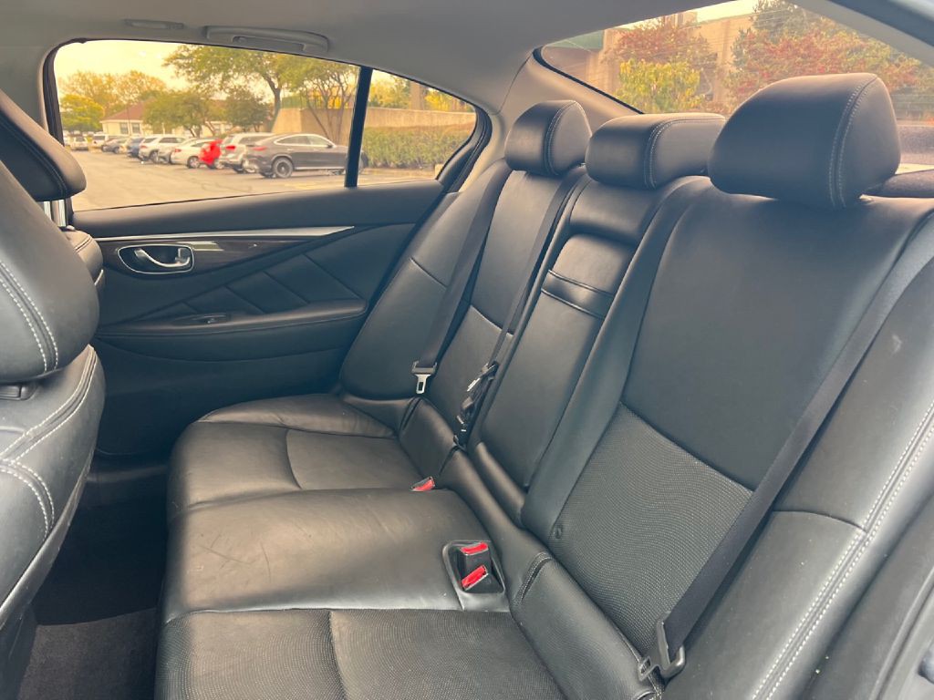 2014 INFINITI Q50 Image 24