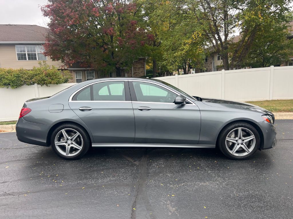 2017 Mercedes-Benz E-Class Image 6