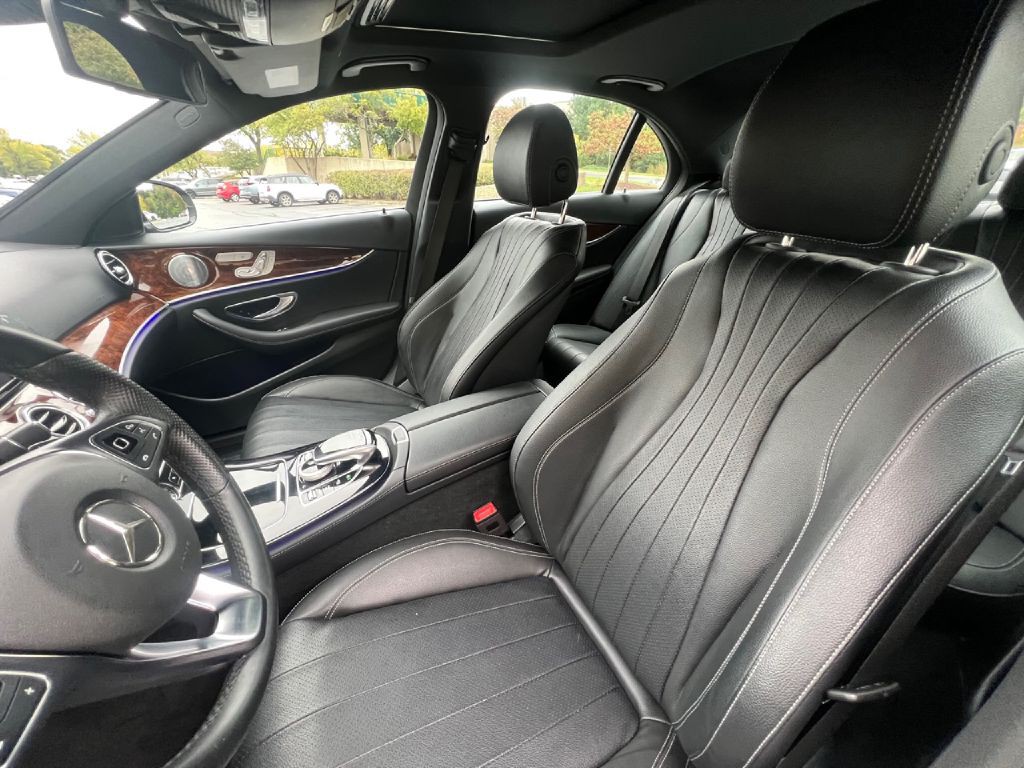 2017 Mercedes-Benz E-Class Image 19