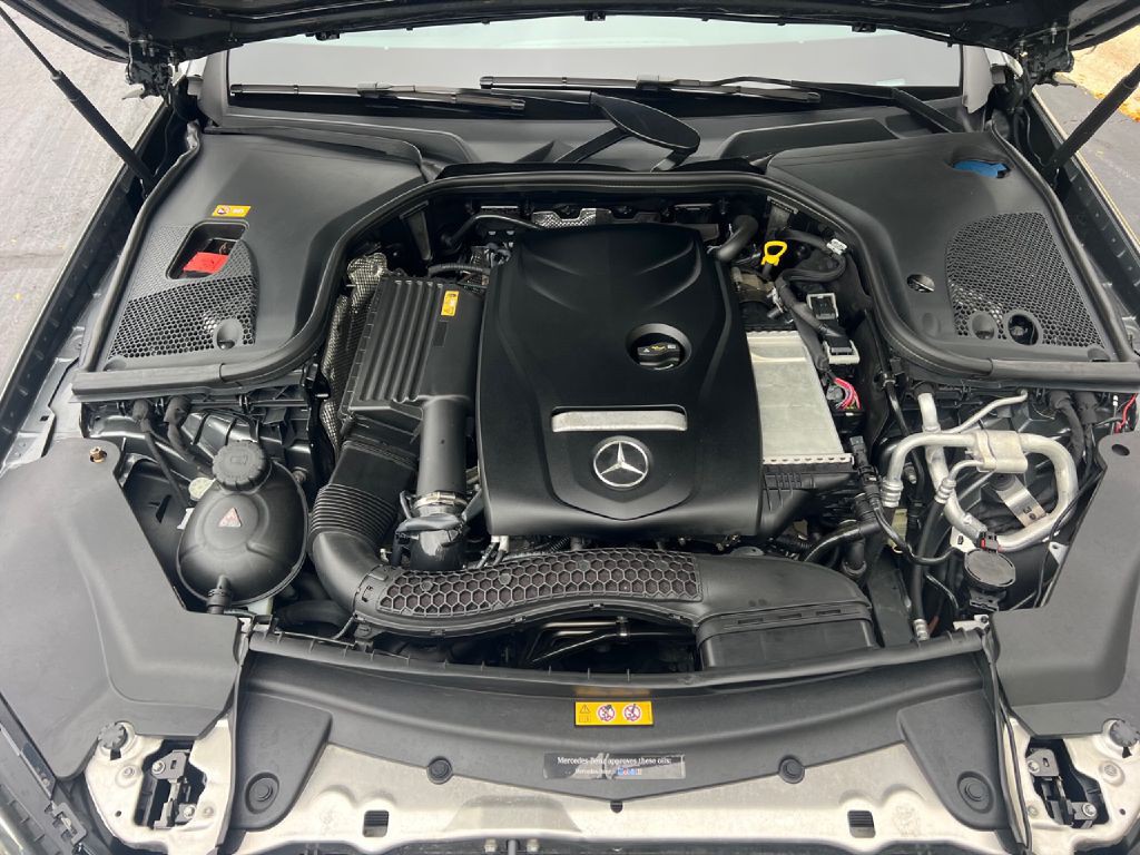 2017 Mercedes-Benz E-Class Image 25