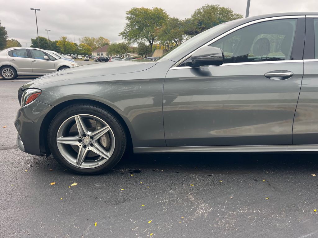 2017 Mercedes-Benz E-Class Image 47