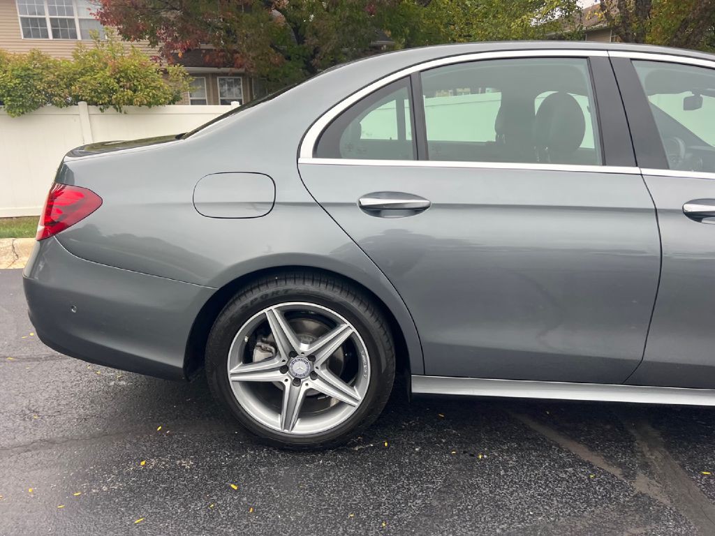 2017 Mercedes-Benz E-Class Image 52