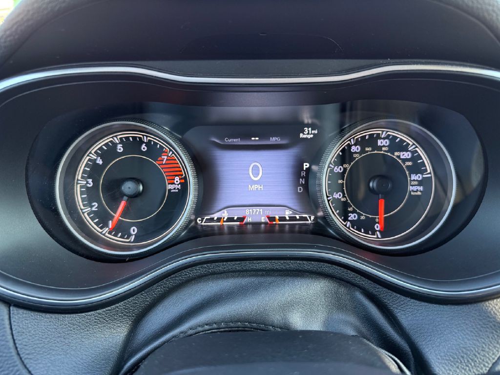 2019 Jeep Cherokee Image 15