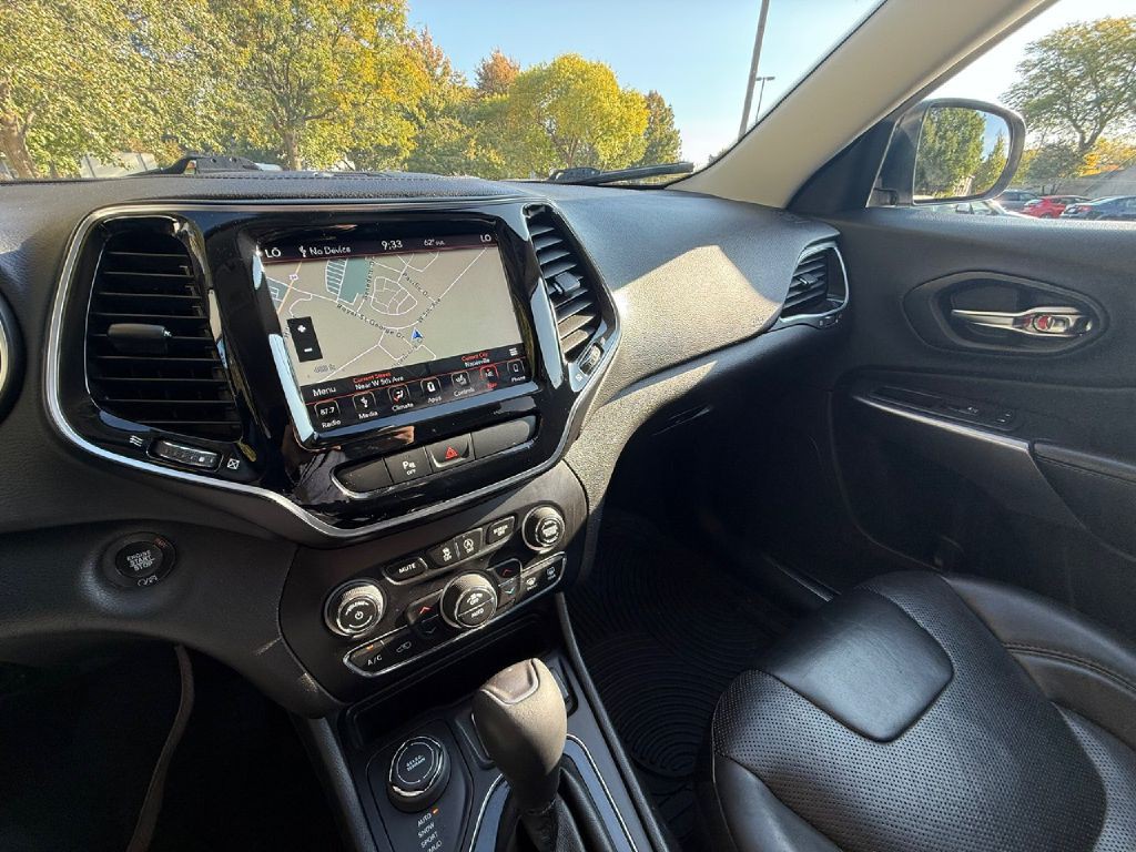 2019 Jeep Cherokee Image 21