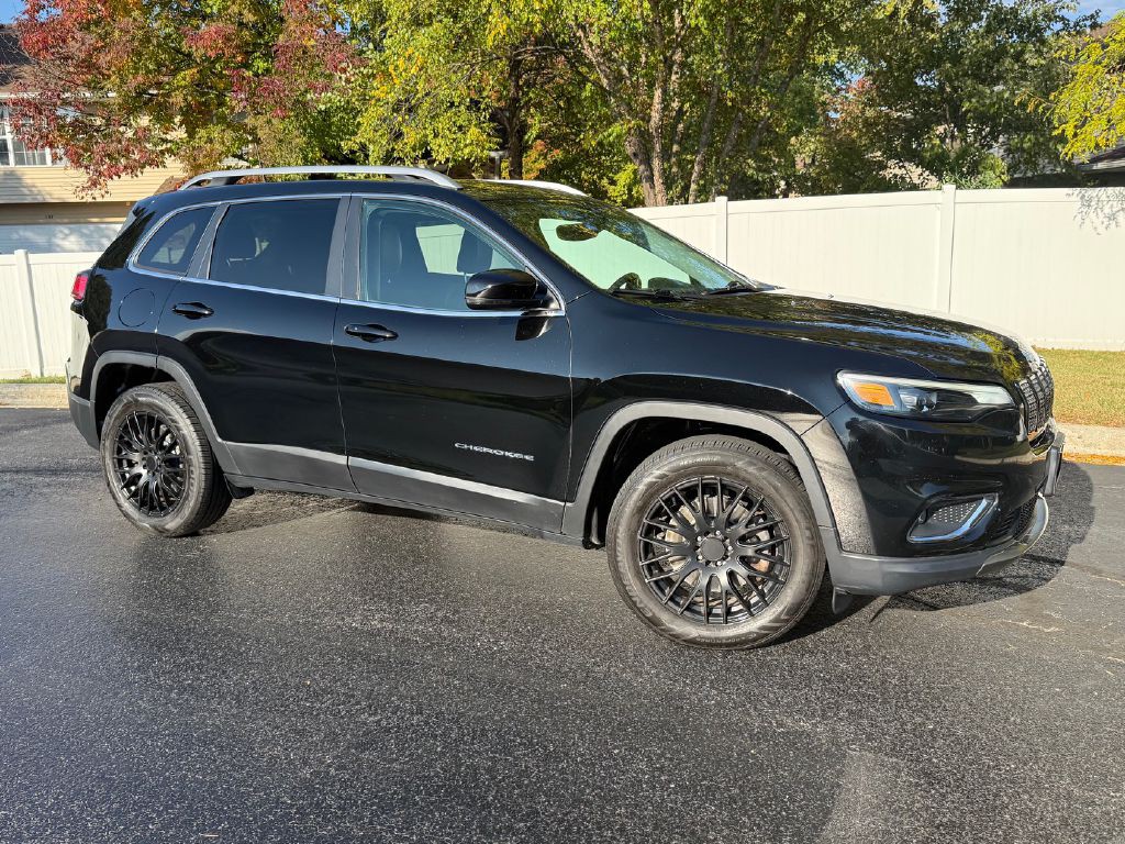 2019 Jeep Cherokee Image 12
