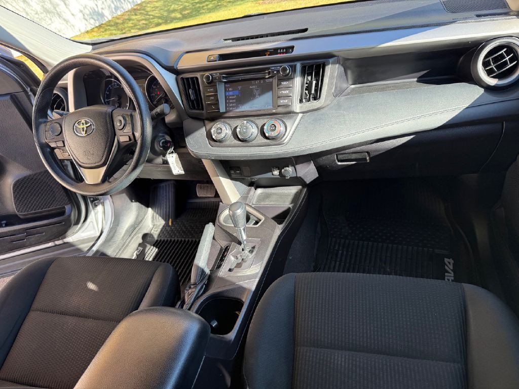 2017 Toyota Rav4 Image 23