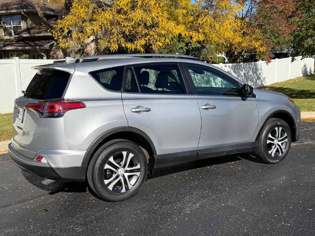 2017 Toyota Rav4 Image 46