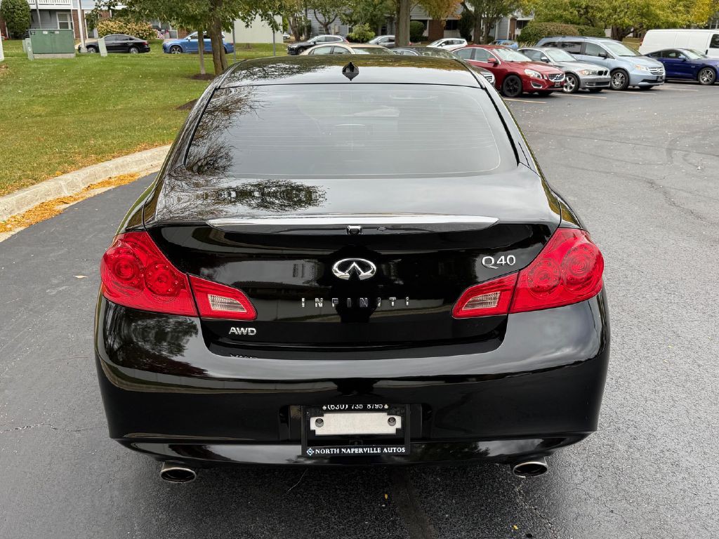 2015 INFINITI Q40 Image 6