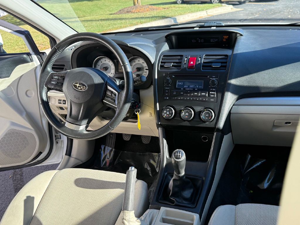 2013 Subaru Impreza Image 16