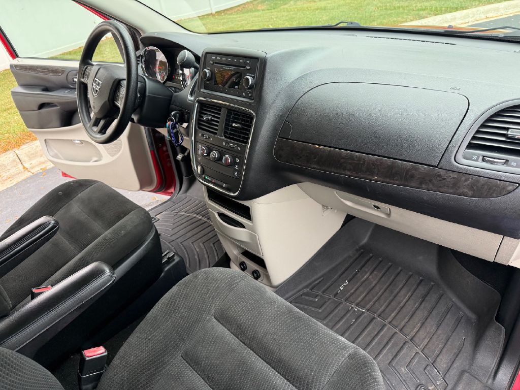 2016 Dodge Grand Caravan Image 16