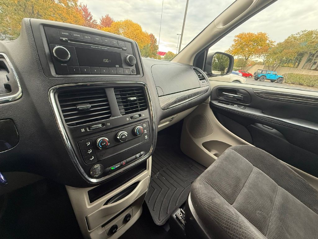 2016 Dodge Grand Caravan Image 17