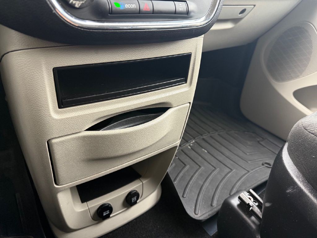 2016 Dodge Grand Caravan Image 19