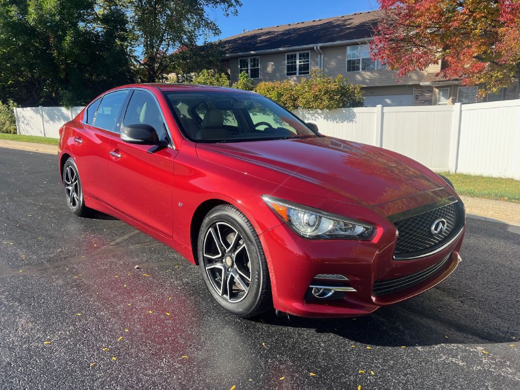 2015 INFINITI Q50 Image 4