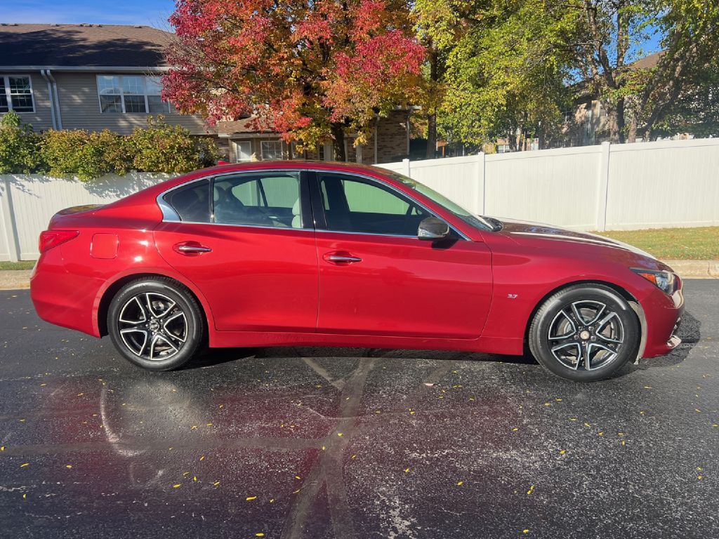 2015 INFINITI Q50 Image 6