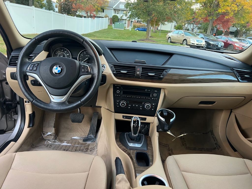 2014 BMW X1 Image 13