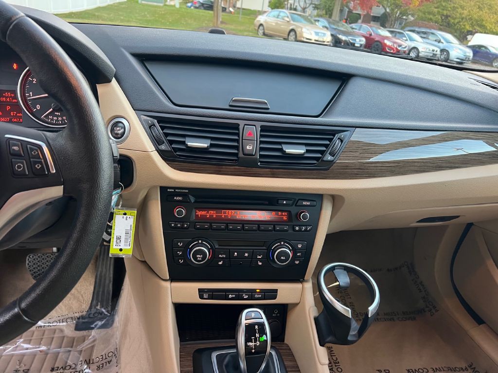 2014 BMW X1 Image 17