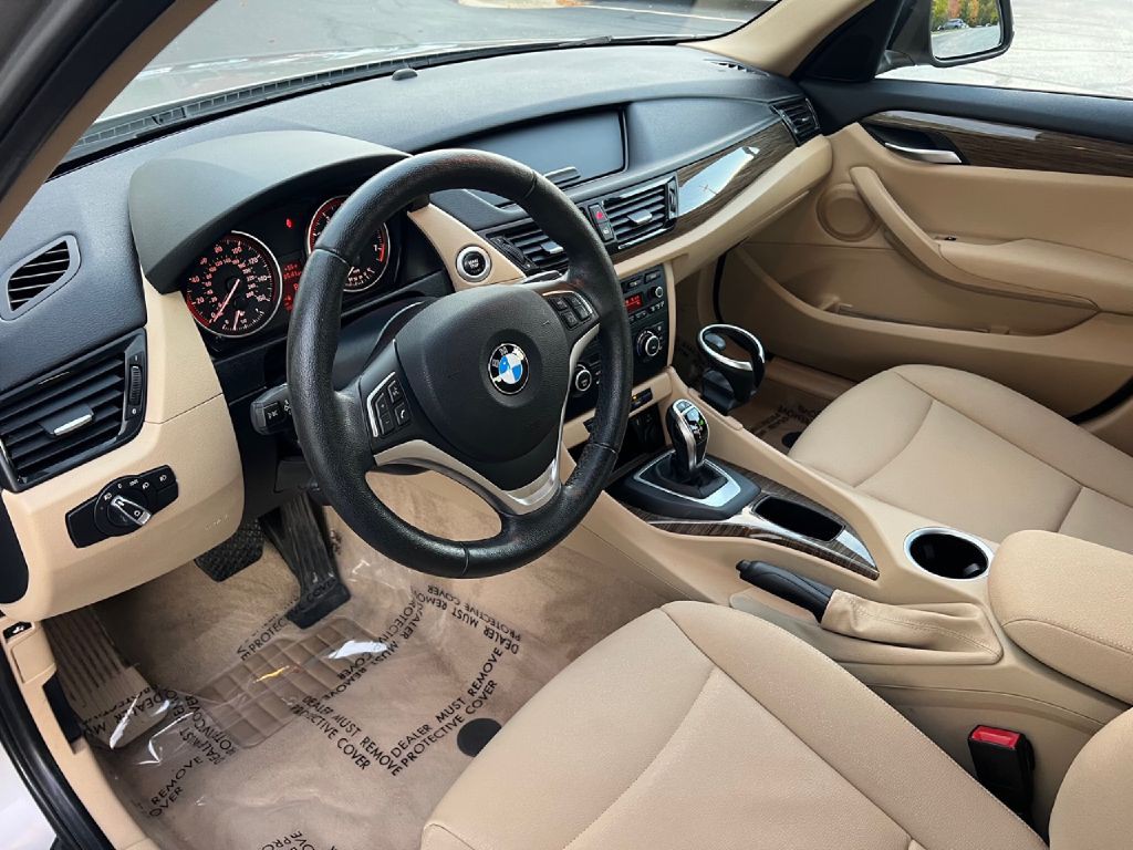 2014 BMW X1 Image 28