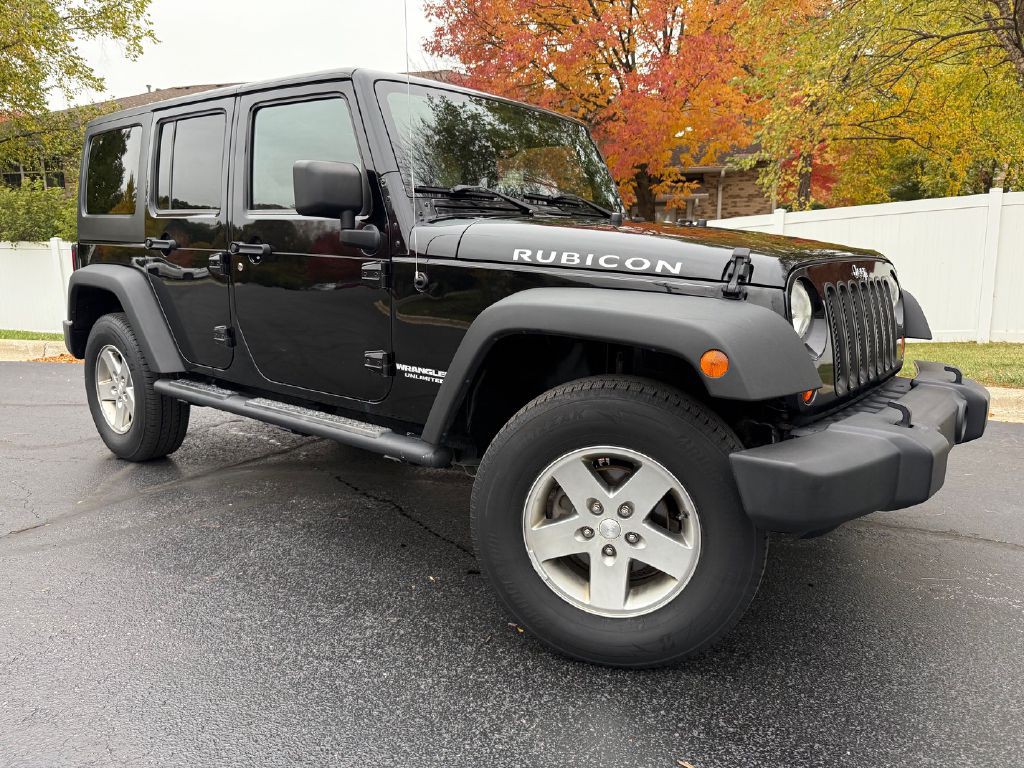 2011 Jeep Wrangler Unlimited Image 2