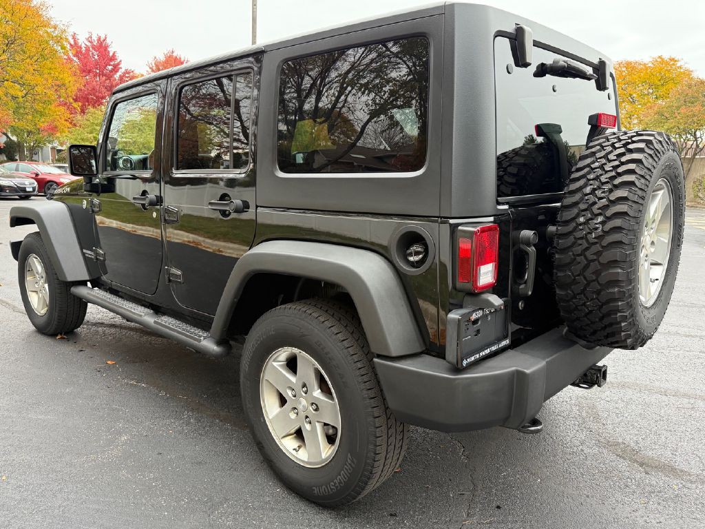 2011 Jeep Wrangler Unlimited Image 37