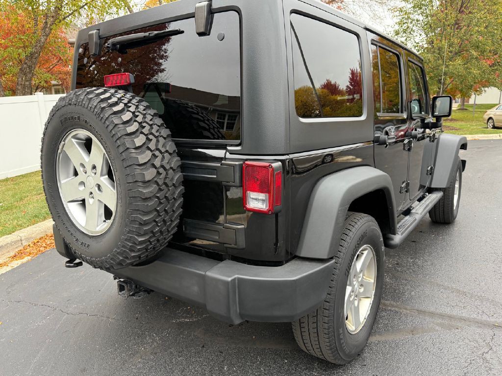 2011 Jeep Wrangler Unlimited Image 38