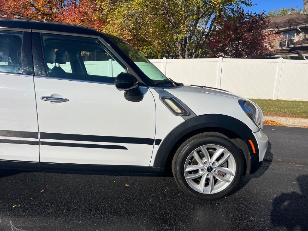 2014 MINI Cooper Image 8