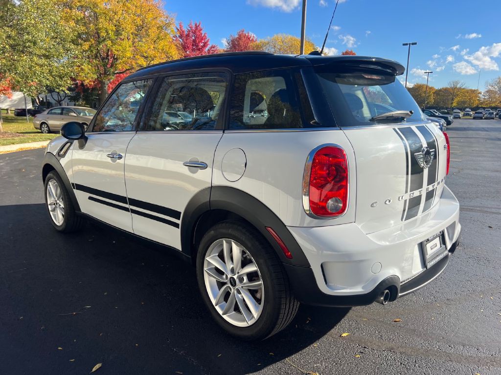 2014 MINI Cooper Image 14