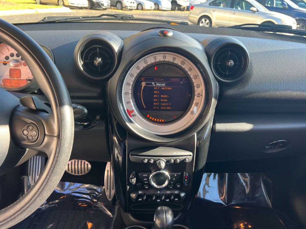 2014 MINI Cooper Image 27