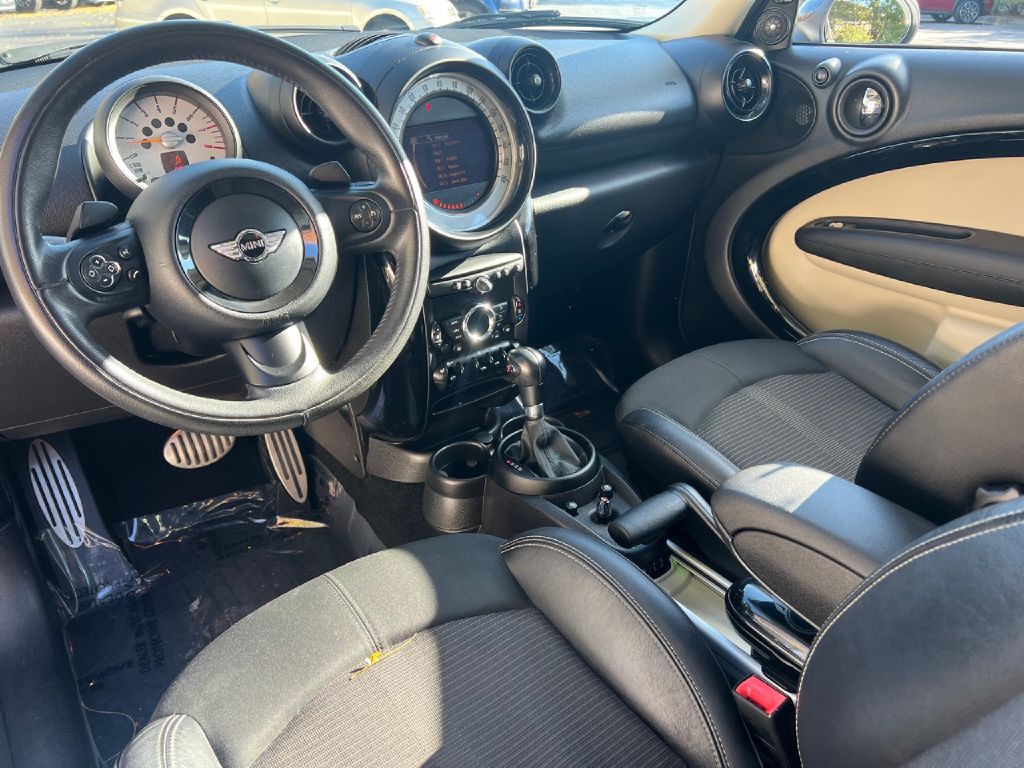 2014 MINI Cooper Image 33