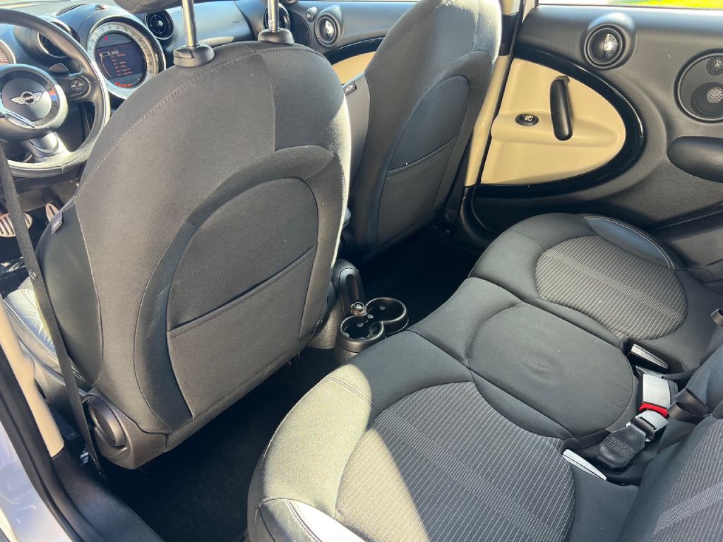 2014 MINI Cooper Image 41