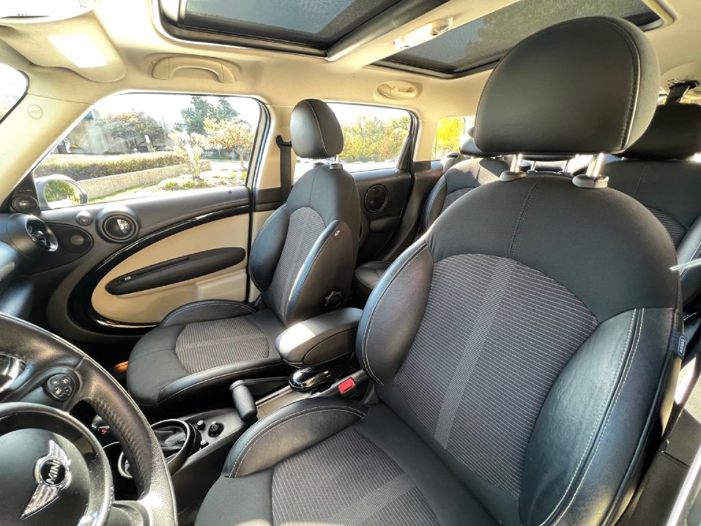 2014 MINI Cooper Image 43