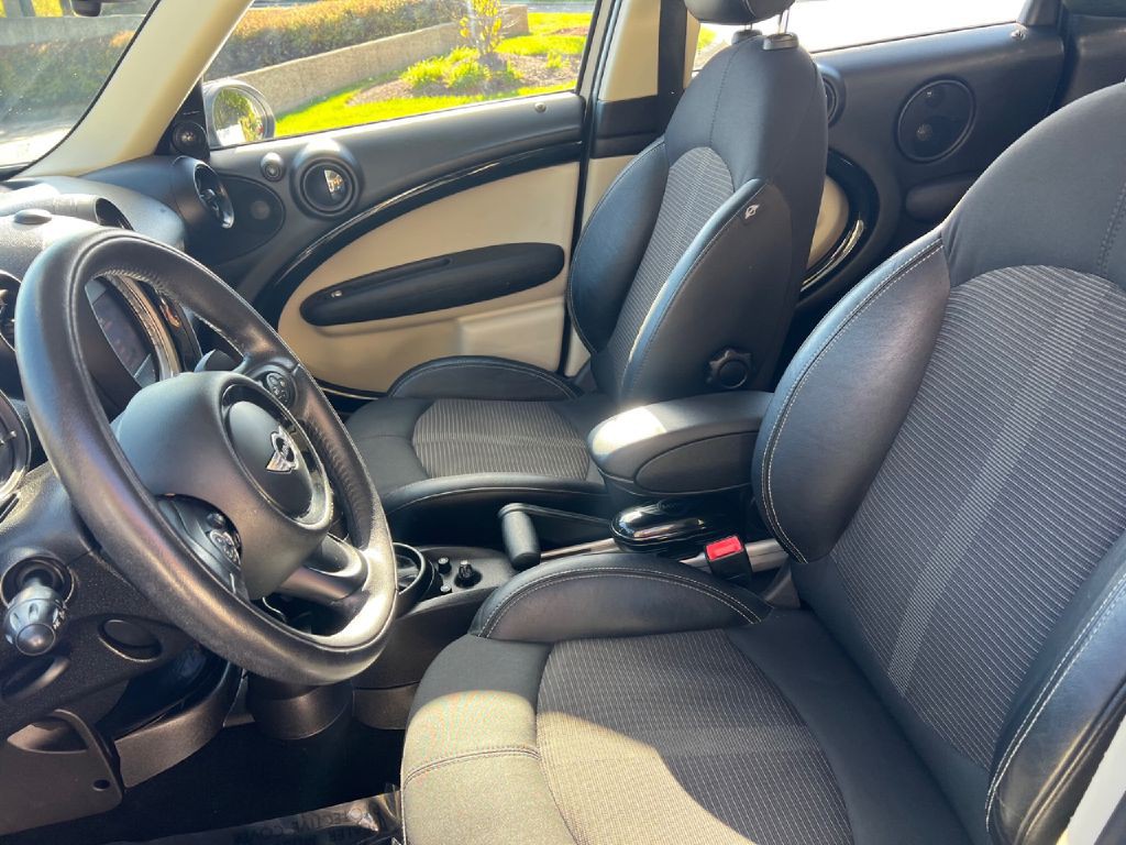 2014 MINI Cooper Image 47