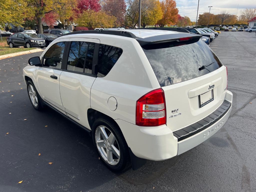 2007 Jeep Compass Image 13