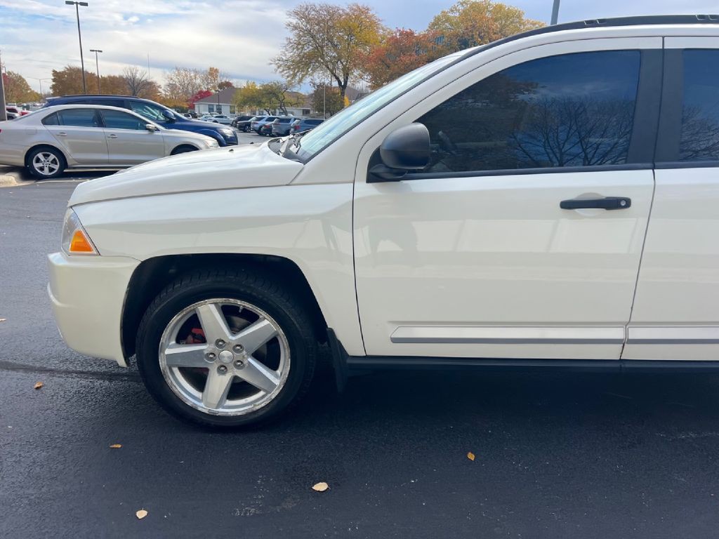 2007 Jeep Compass Image 16