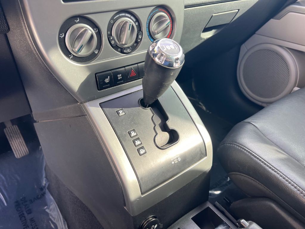 2007 Jeep Compass Image 30