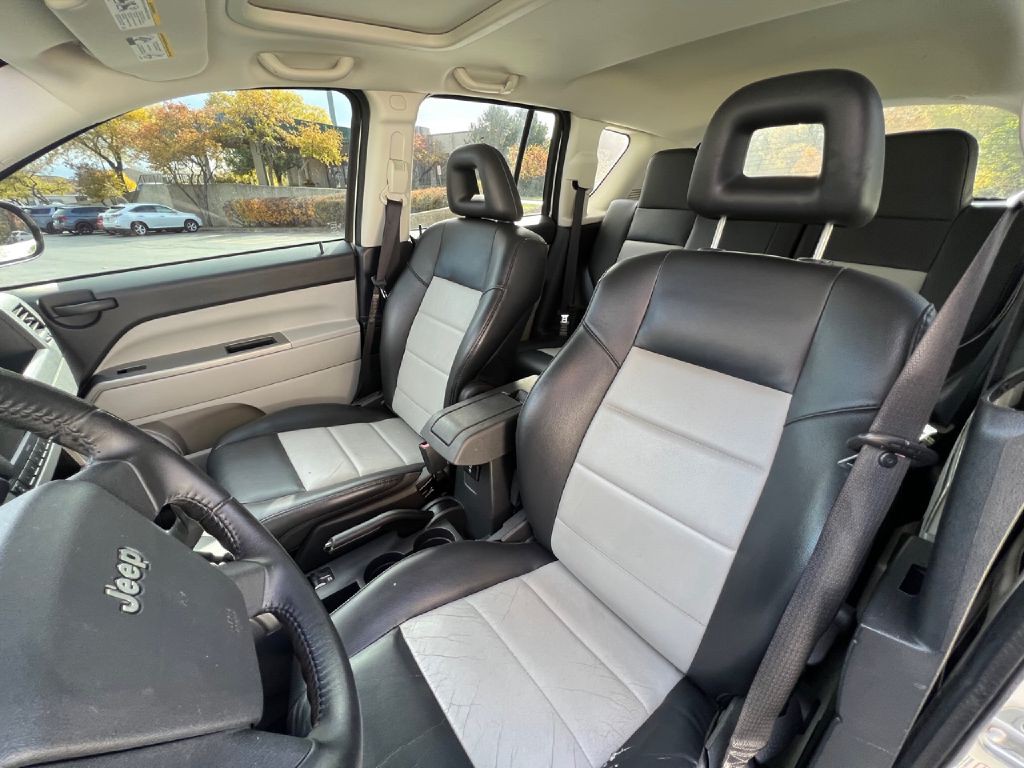 2007 Jeep Compass Image 39