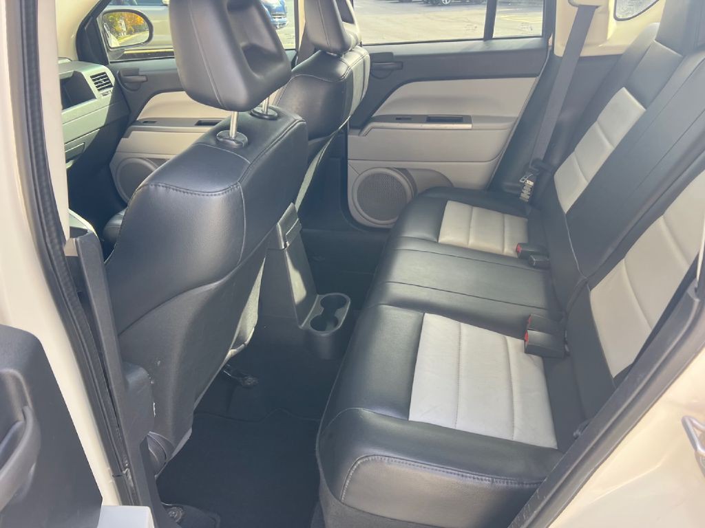 2007 Jeep Compass Image 42