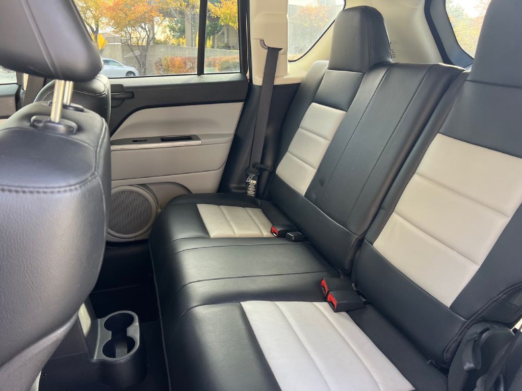 2007 Jeep Compass Image 45