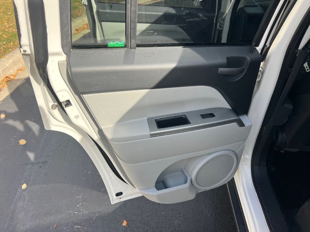 2007 Jeep Compass Image 48