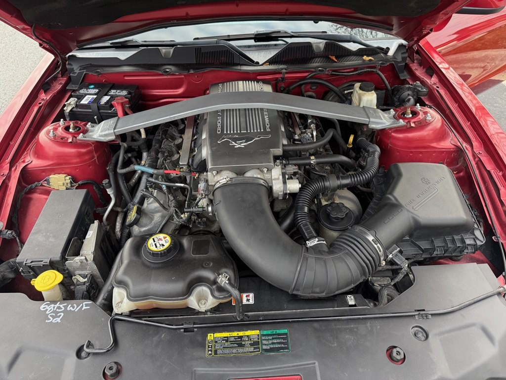 2010 Ford Mustang Image 26